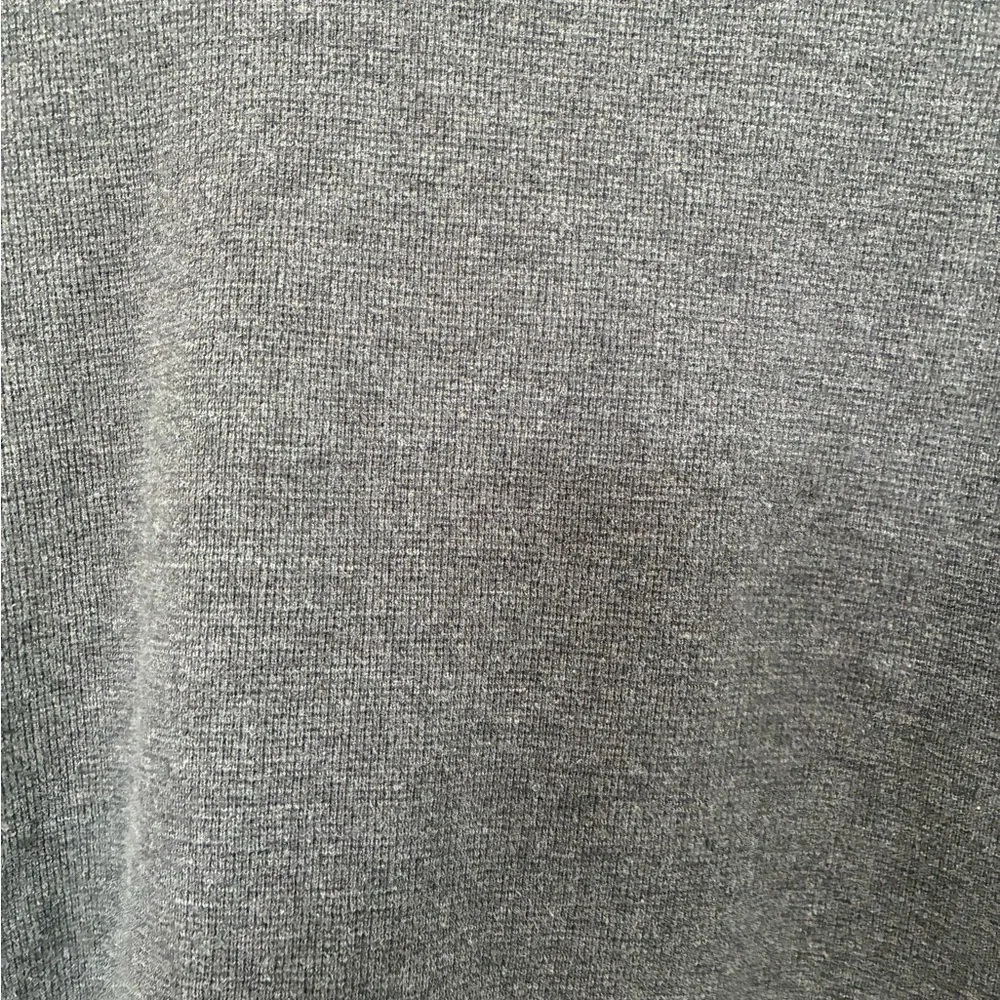 L.L. Bean Gray Long Sleeve Tee Men’s Large